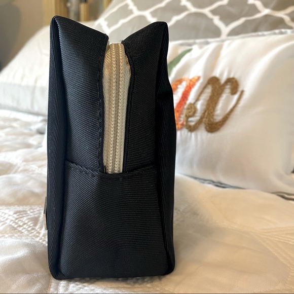 COPY - Salvatore Ferragamo Parfums Magnifica Pouch Bag - Picture 2 of 8